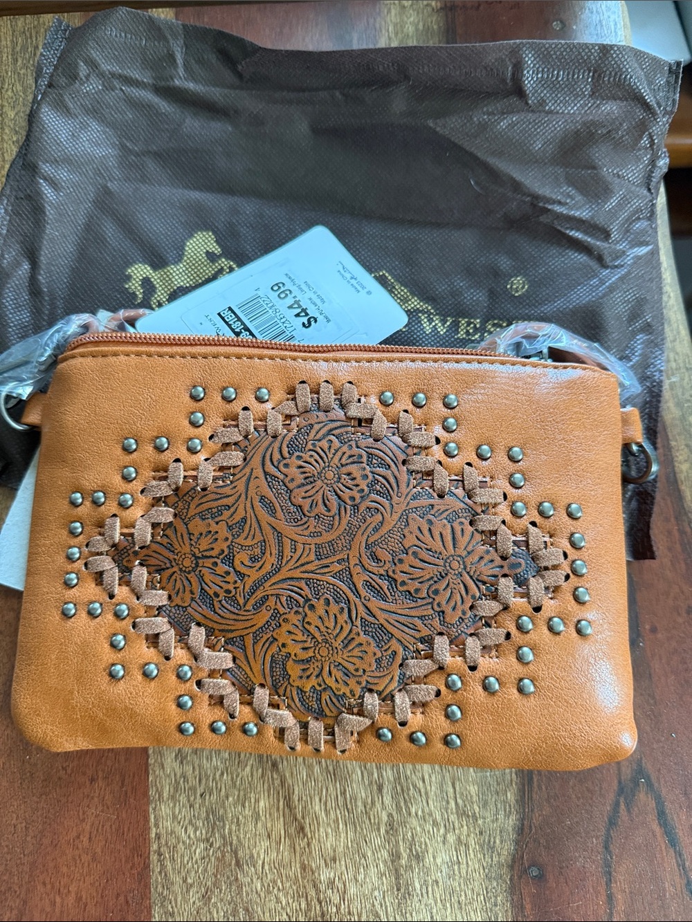 Women's Embossed Floral Crossbody Bag in Tan
